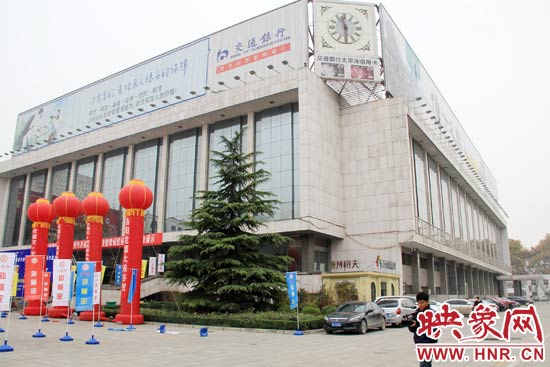 港男星自曝三妻同床服侍 多部摄影机随时拍片(图)_ky开元集团官网入口(图2) KY开元·(中国)集团